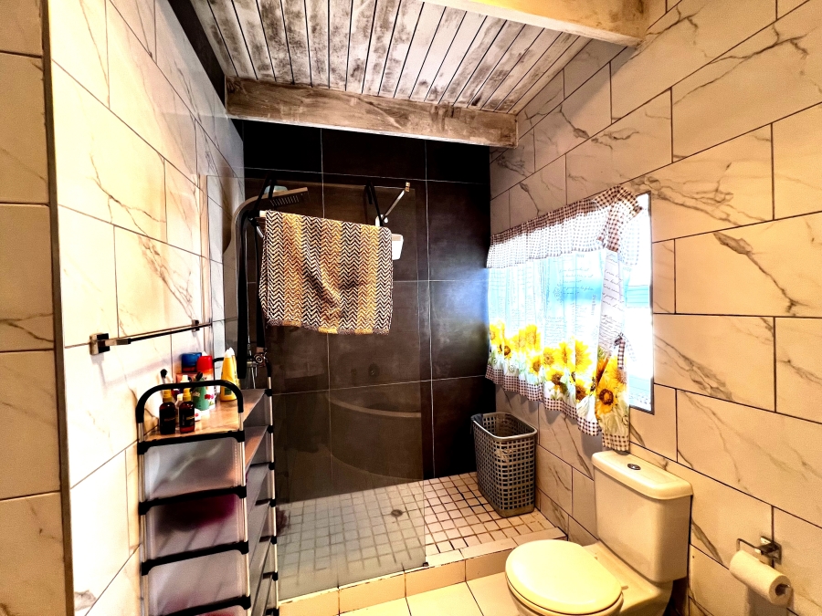 2 Bedroom Property for Sale in Table View Western Cape